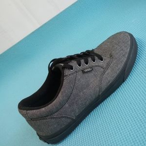 Vans Atwood Men's Canvas Sneaker TWO DIFFERENT SIZES 9 / 9.5